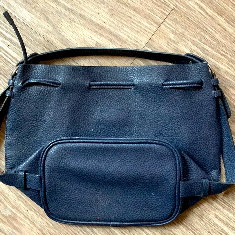 Zara. 🤞FREe with 2 ZARA buys